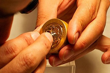 北京劳力士表的官售后维修电话